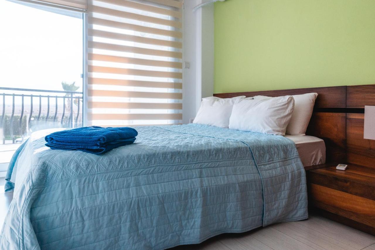 Edelweiss A Block Hotel Residence Trikomo Экстерьер фото