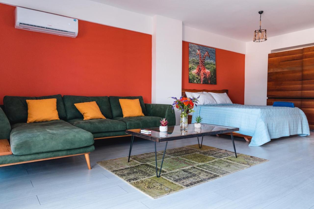 Edelweiss A Block Hotel Residence Trikomo Экстерьер фото